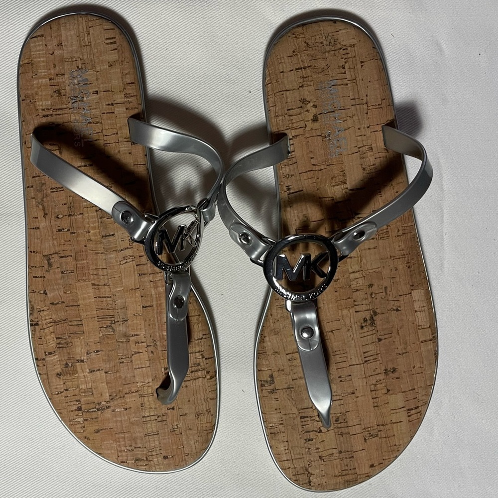 NWOT  Michael Michael Kors  Silver Tone Plastic and Cork Sandals   Size 9M.